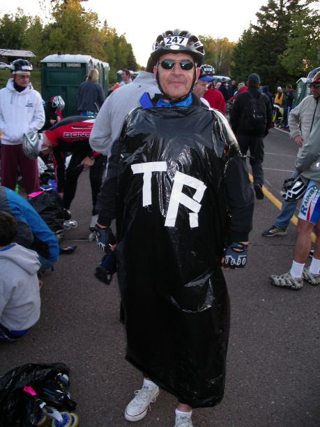 Ah, official Team Rainbo cold weather gear